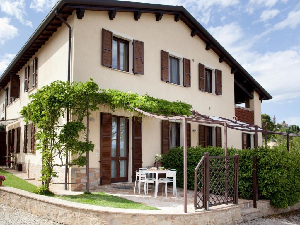 Agriturismo Il Vecchio Mandorlo 페루자 객실 사진