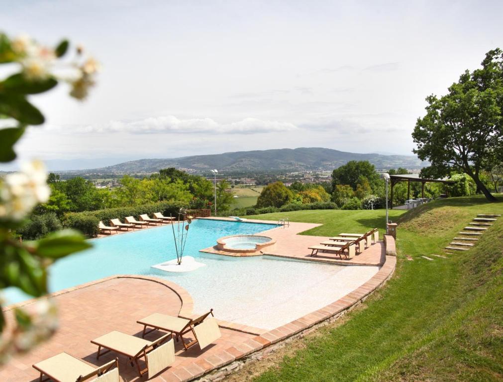Agriturismo Il Vecchio Mandorlo 페루자 외부 사진