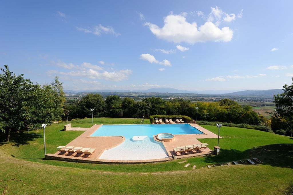 Agriturismo Il Vecchio Mandorlo 페루자 외부 사진